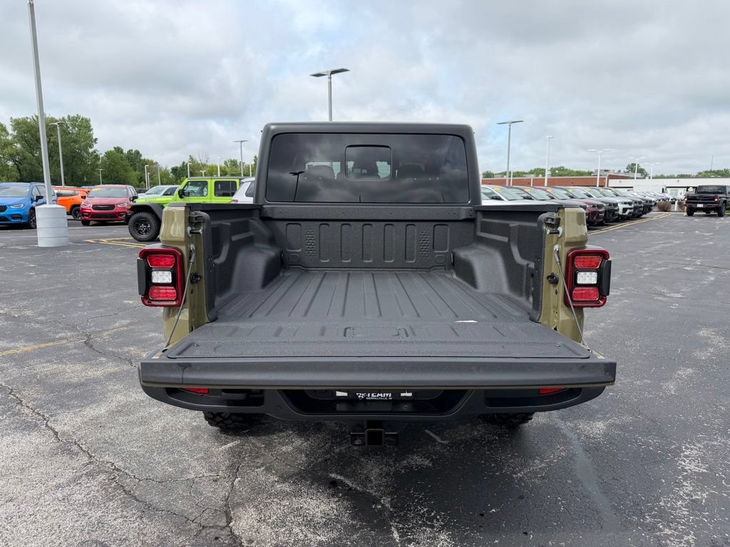 New 2026 Jeep Gladiator Willys AWD/4WD image 7