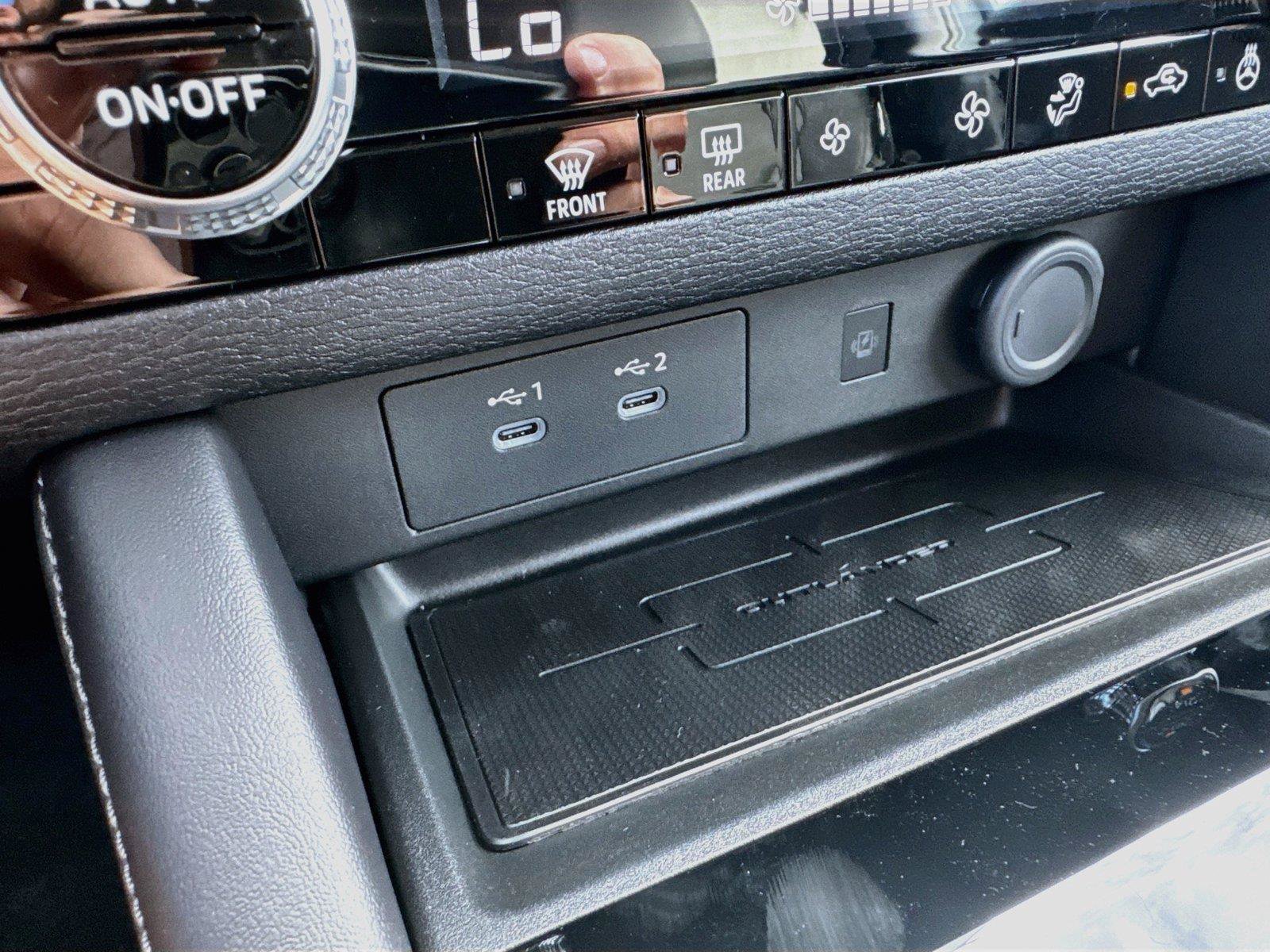 New 2026 Mitsubishi Outlander SE FWD image 23