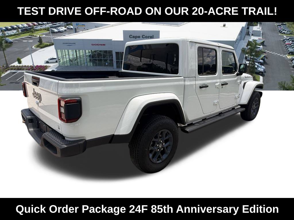 New 2026 Jeep Gladiator Sport AWD/4WD image 4