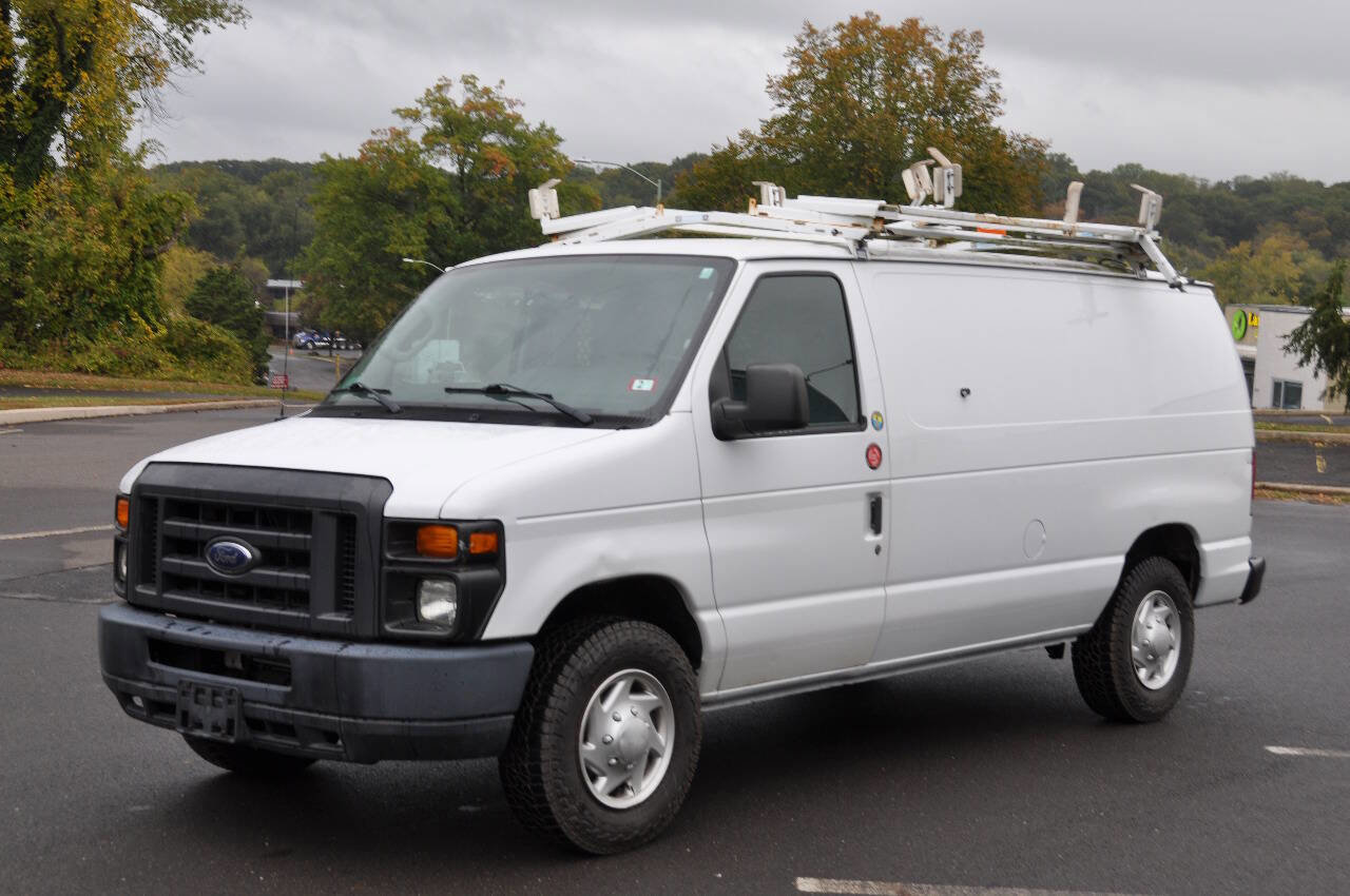Used 2013 Ford E-250 and Econoline 250 w/ PWR Group image 1