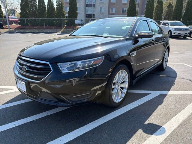 Used 2018 Ford Taurus Limited FWD image 3