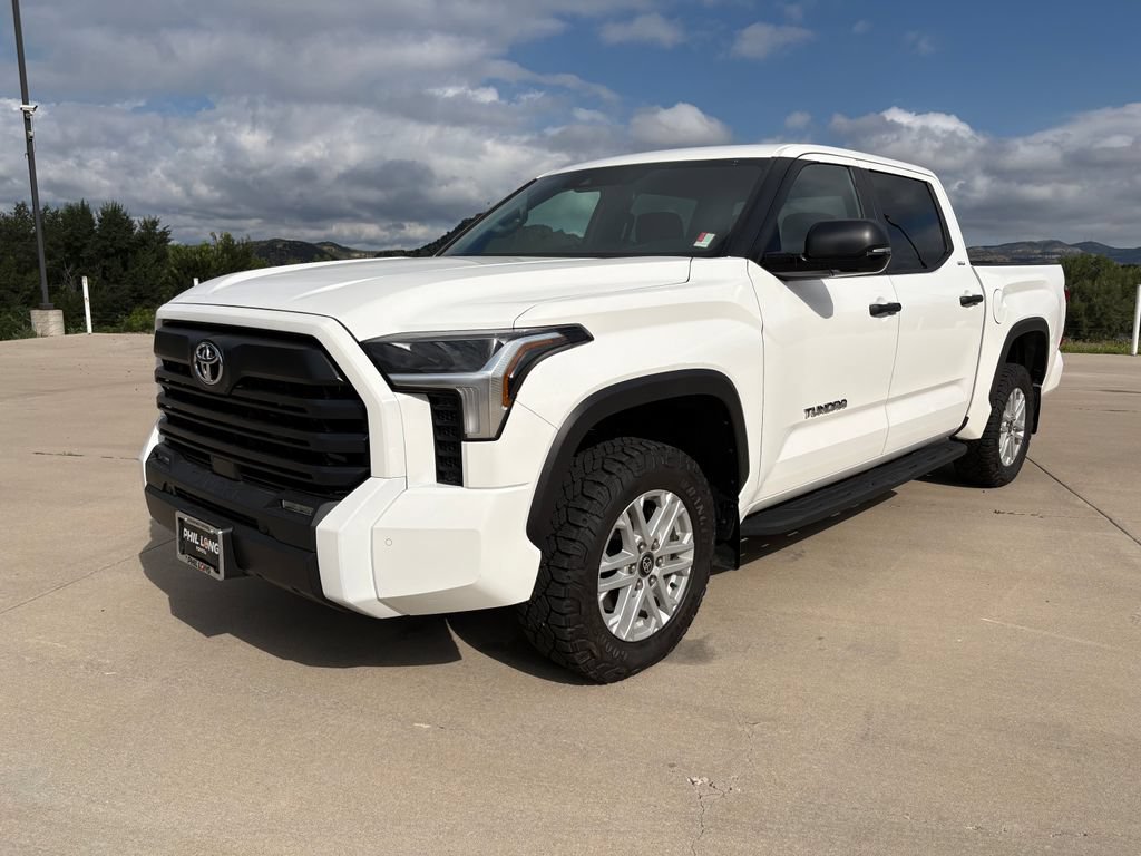 Used 2026 Toyota Tundra SR5 w/ SR5 Convenience Package