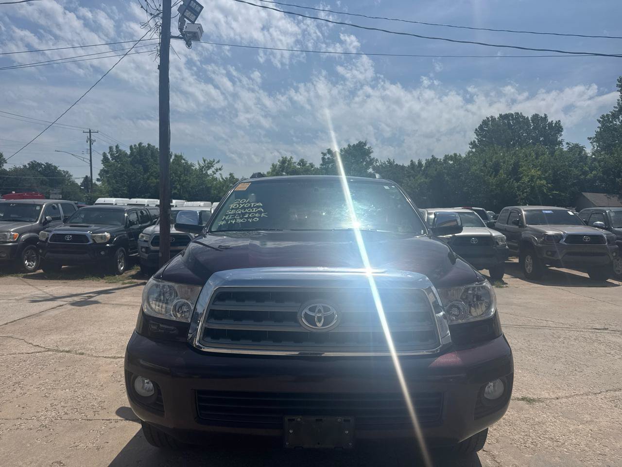 Used 2017 Toyota Sequoia Limited w/ Safety & Convenience Package AWD/4WD image 30