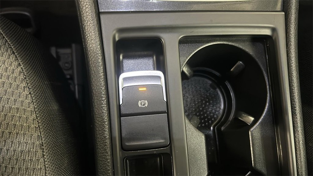 Used 2019 Volkswagen e-Golf SE w/ Driver Assistance Package image 21