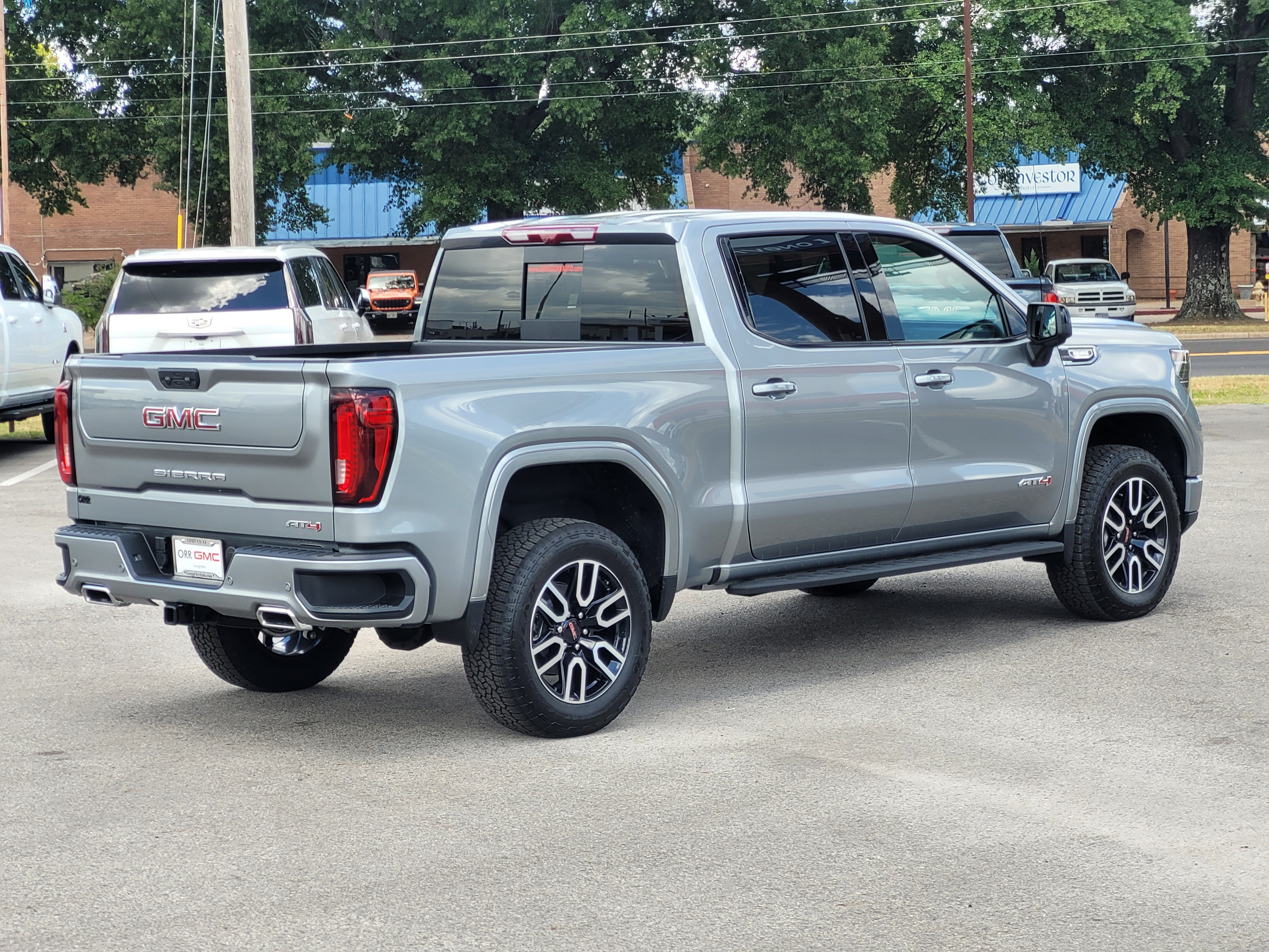 New 2026 GMC Sierra 1500 AT4 w/ AT4 Premium Package AWD/4WD image 4