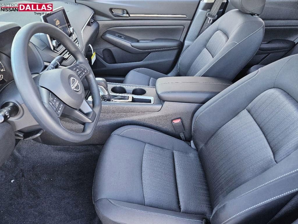 New 2025 Nissan Altima 2.5 S image 10