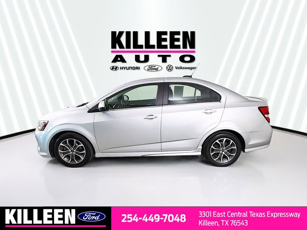 Used 2020 Chevrolet Sonic LT w/ Convenience Package image 4