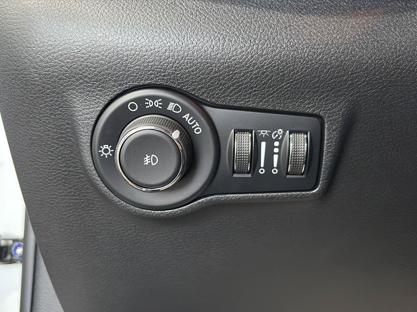 New 2026 Jeep Compass Limited AWD/4WD image 7