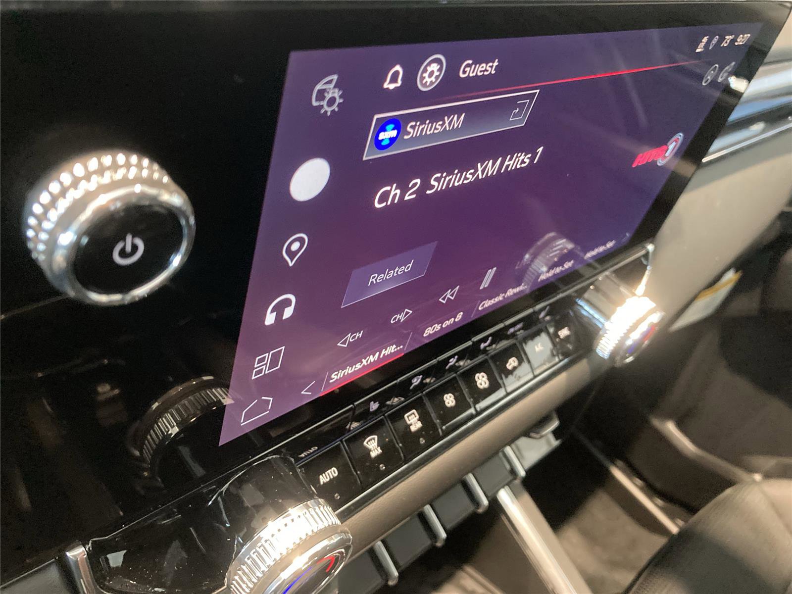 New 2026 GMC Canyon Elevation w/ Convenience Package image 13