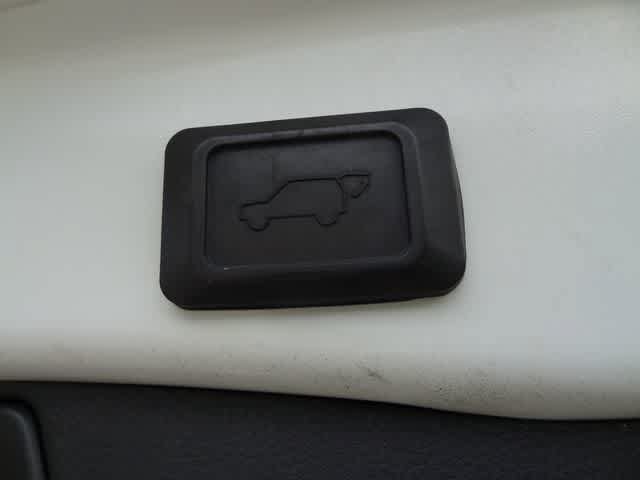 Used 2024 Toyota RAV4 XLE w/ Convenience Package AWD/4WD image 11