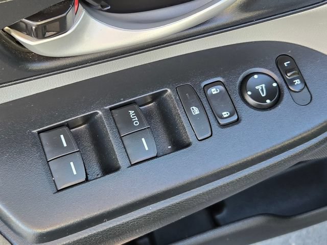 Used 2018 Honda CR-V LX image 17