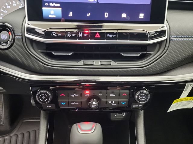 New 2026 Jeep Compass Limited image 17