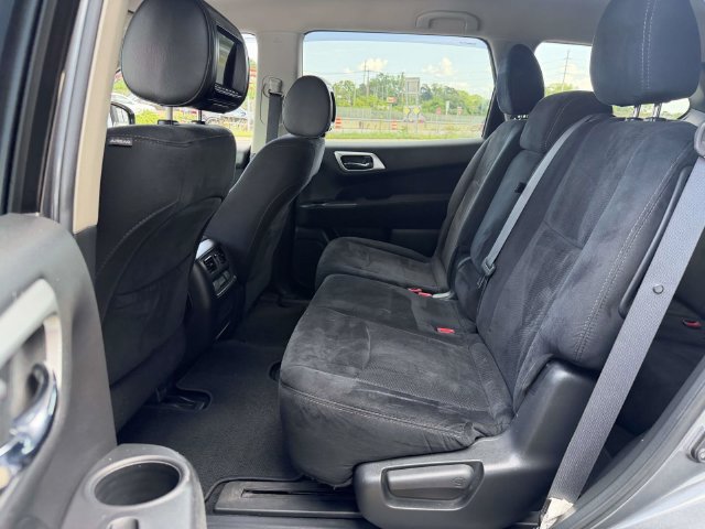 Used 2015 Nissan Pathfinder SV w/ Cargo Package FWD image 12