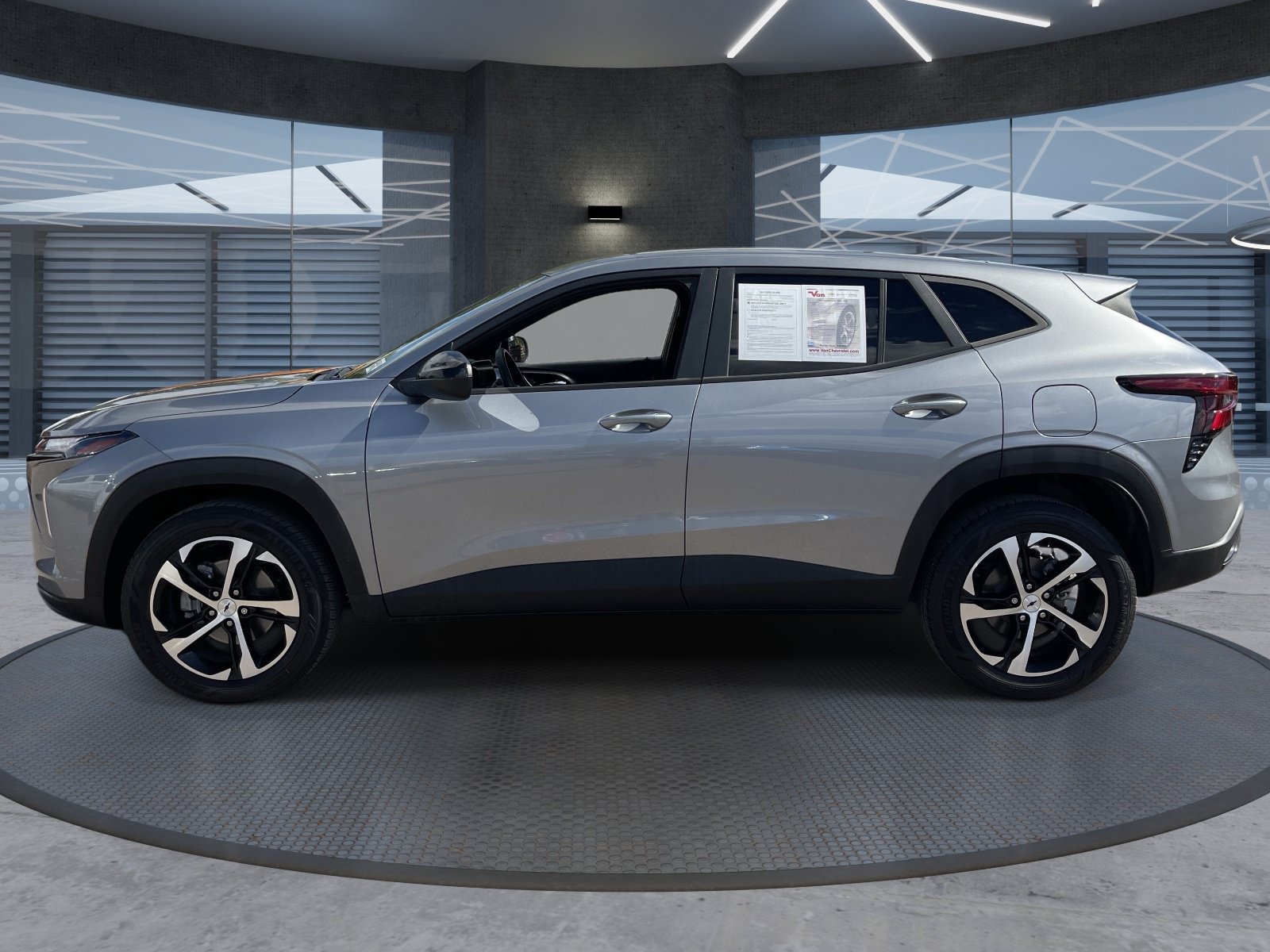 Used 2024 Chevrolet Trax RS w/ Driver Confidence Package FWD image 3