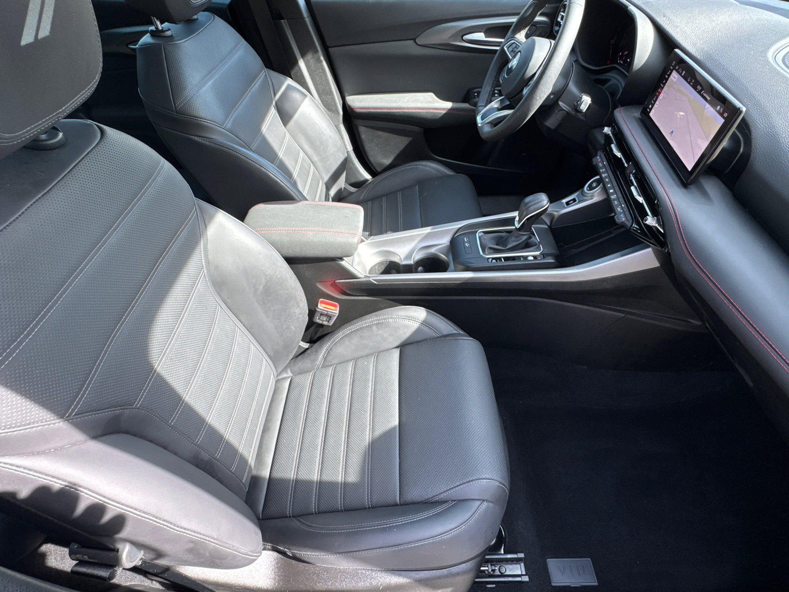 Used 2024 Dodge Hornet GT image 16