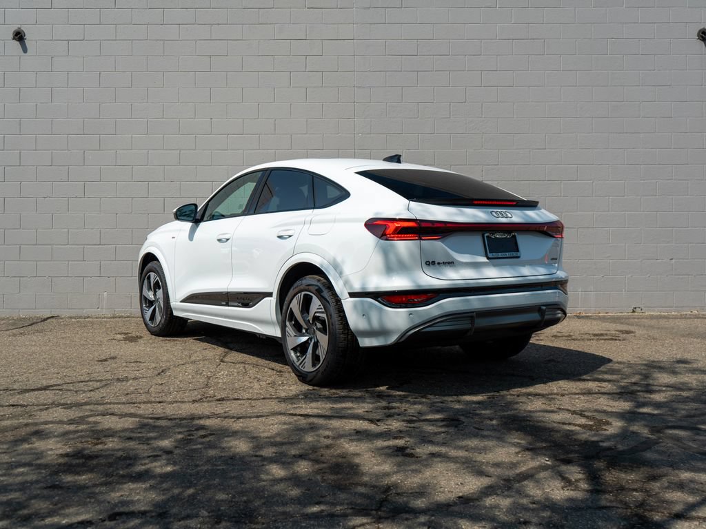New 2027 Audi Q6 e-tron Premium AWD/4WD image 4