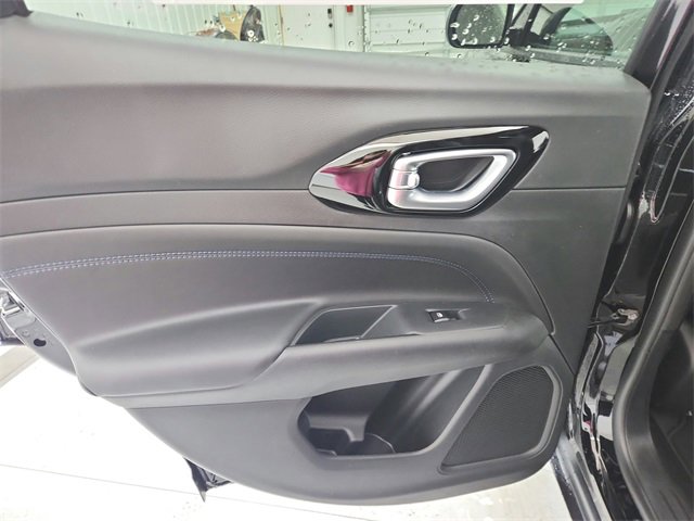 New 2026 Jeep Compass Latitude image 32