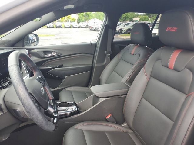 Certified 2025 Chevrolet Trax RS w/ Driver Confidence Package FWD image 16