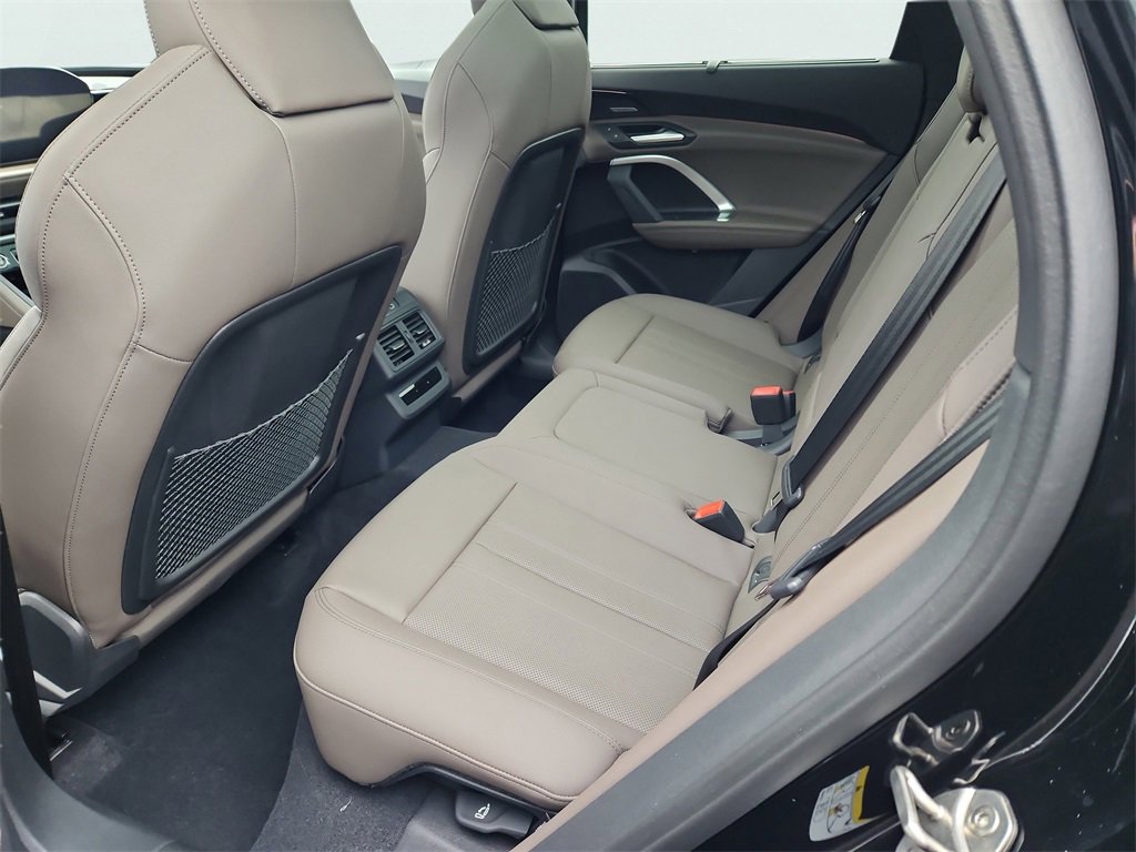 New 2025 Audi Q5 Premium Plus image 24