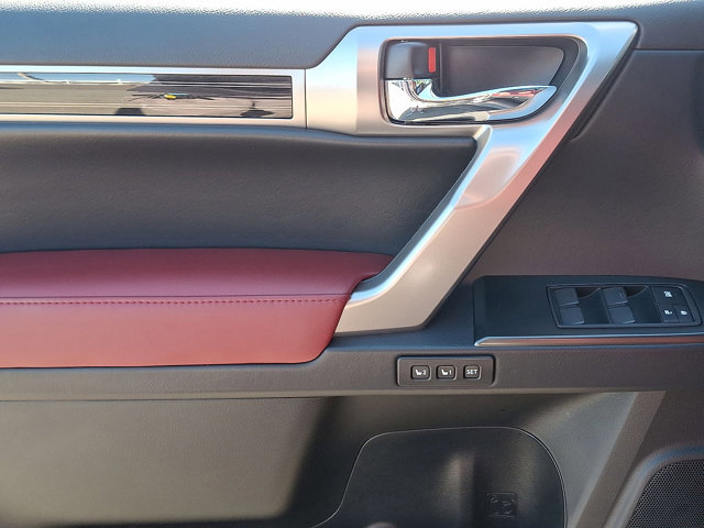 Used 2023 Lexus GX 460 Premium image 11