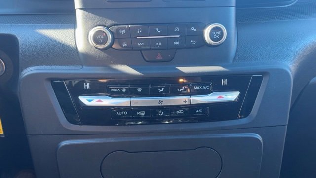 Used 2024 Ford Explorer Base w/ Ready For The Road Package image 17