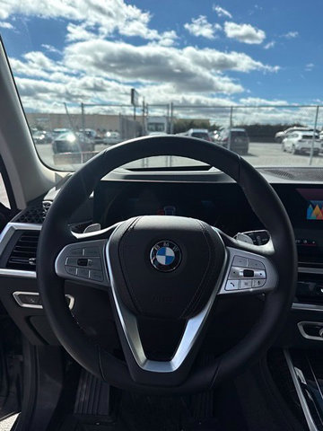 Certified 2025 BMW X7 xDrive40i w/ Premium Package AWD/4WD image 17