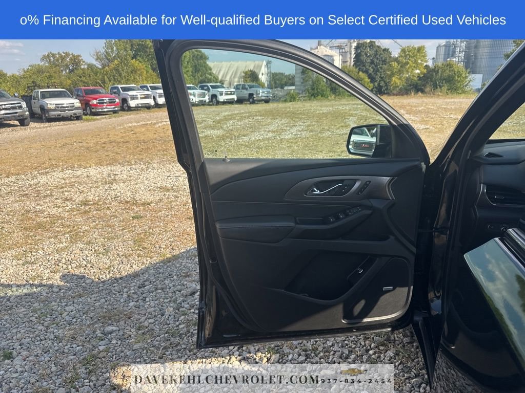 Certified 2023 Chevrolet Traverse Premier w/ Redline Edition image 9