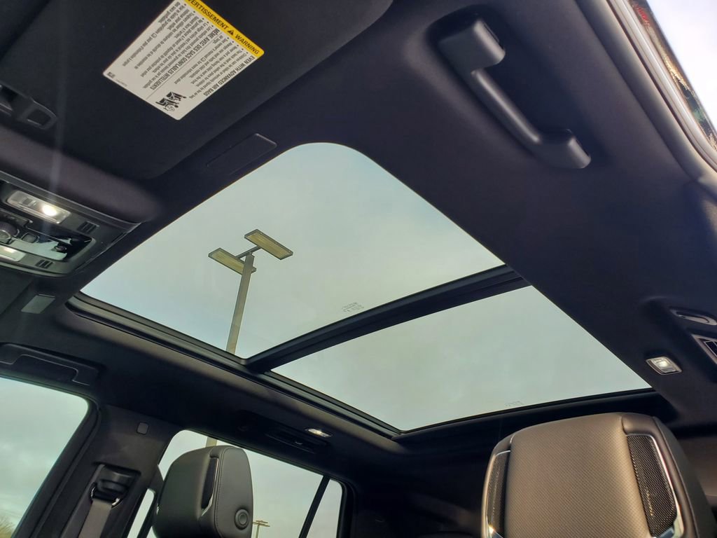 Certified 2025 Cadillac Escalade Sport image 40