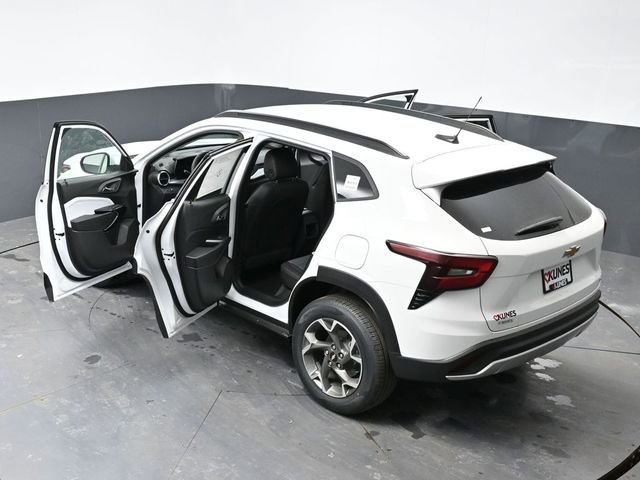 New 2026 Chevrolet Trax LT w/ Driver Confidence Package image 61