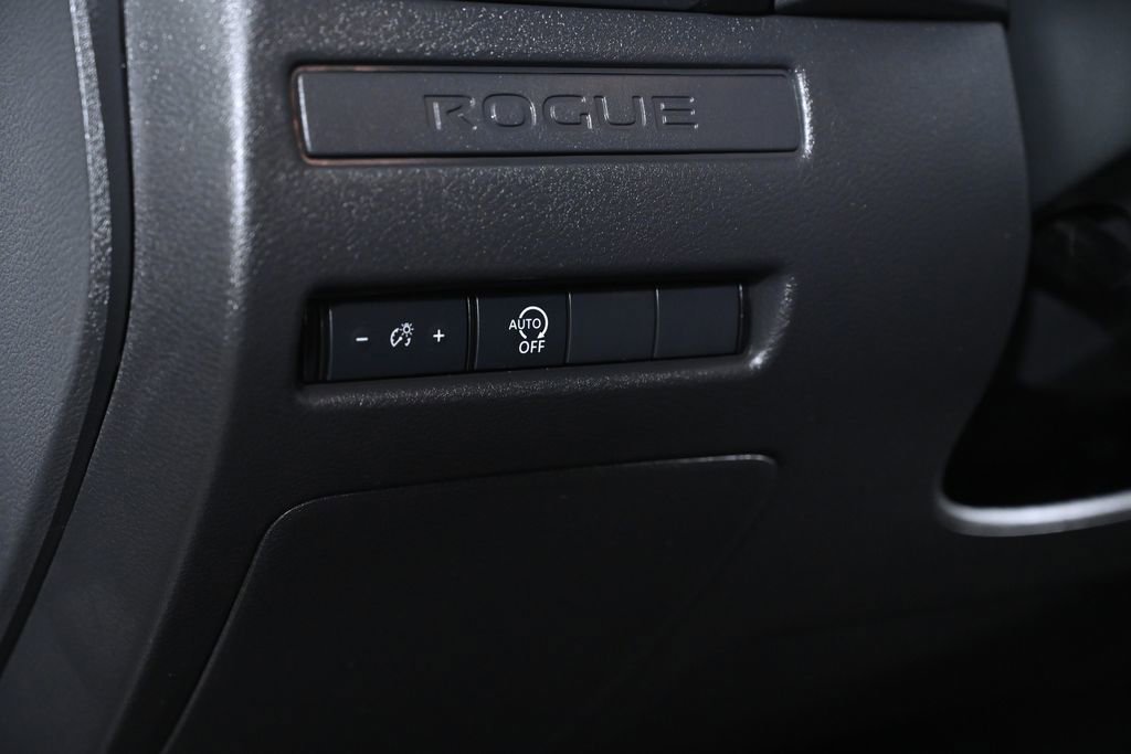 Certified 2024 Nissan Rogue S image 21