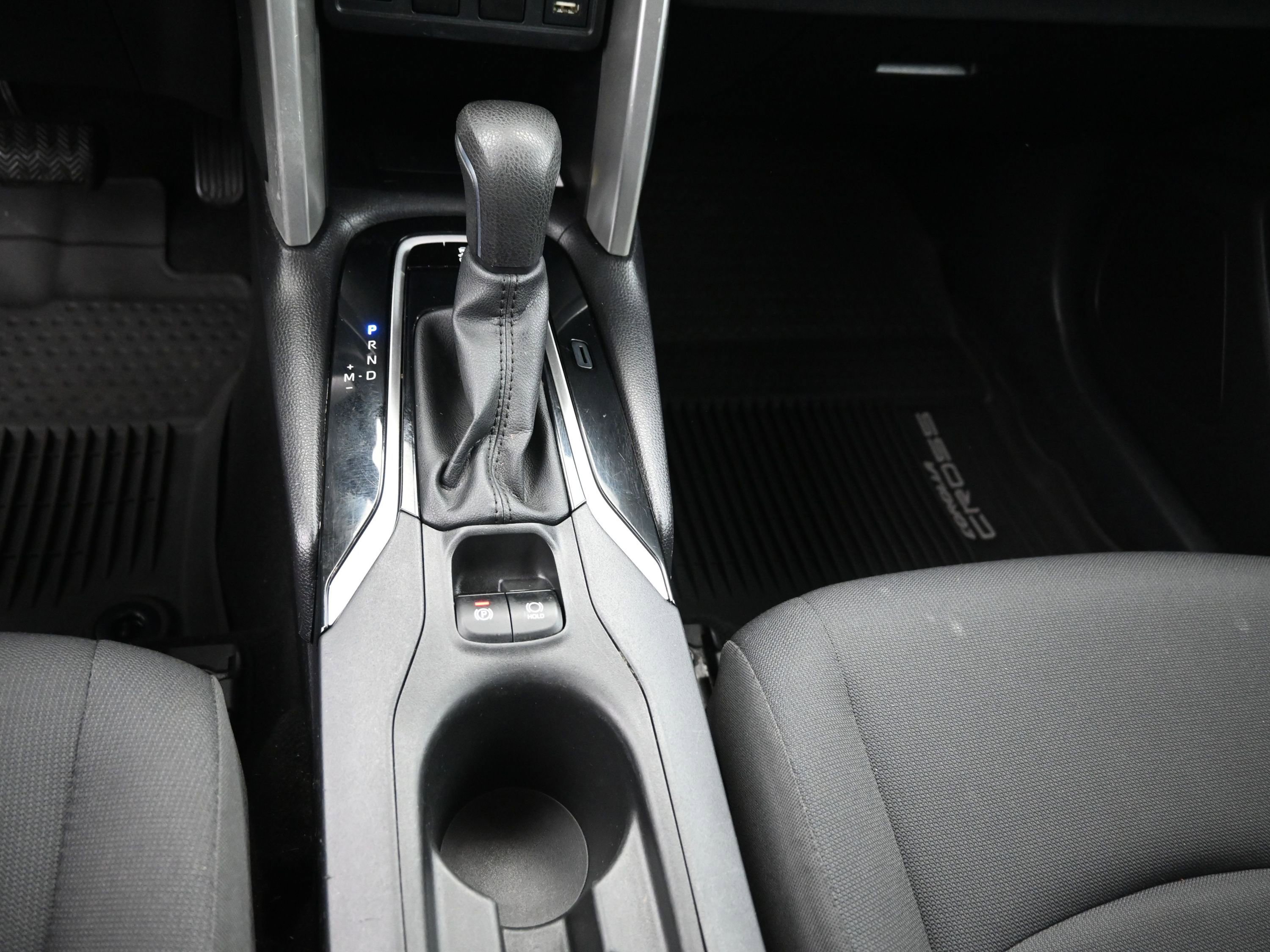 Used 2022 Toyota Corolla Cross LE image 17