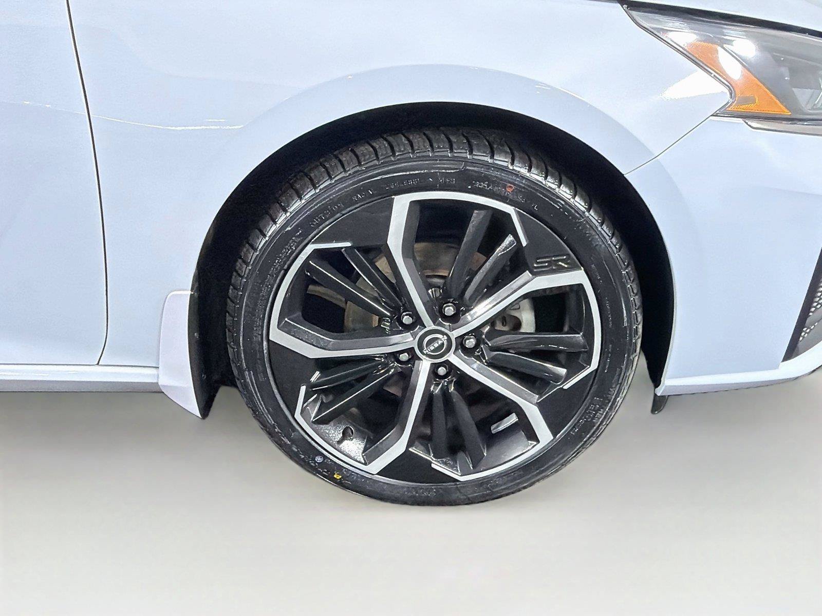 Used 2023 Nissan Altima 2.5 SR AWD/4WD image 35