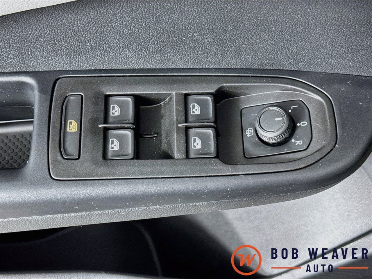 Used 2024 Volkswagen Taos SE AWD/4WD image 23