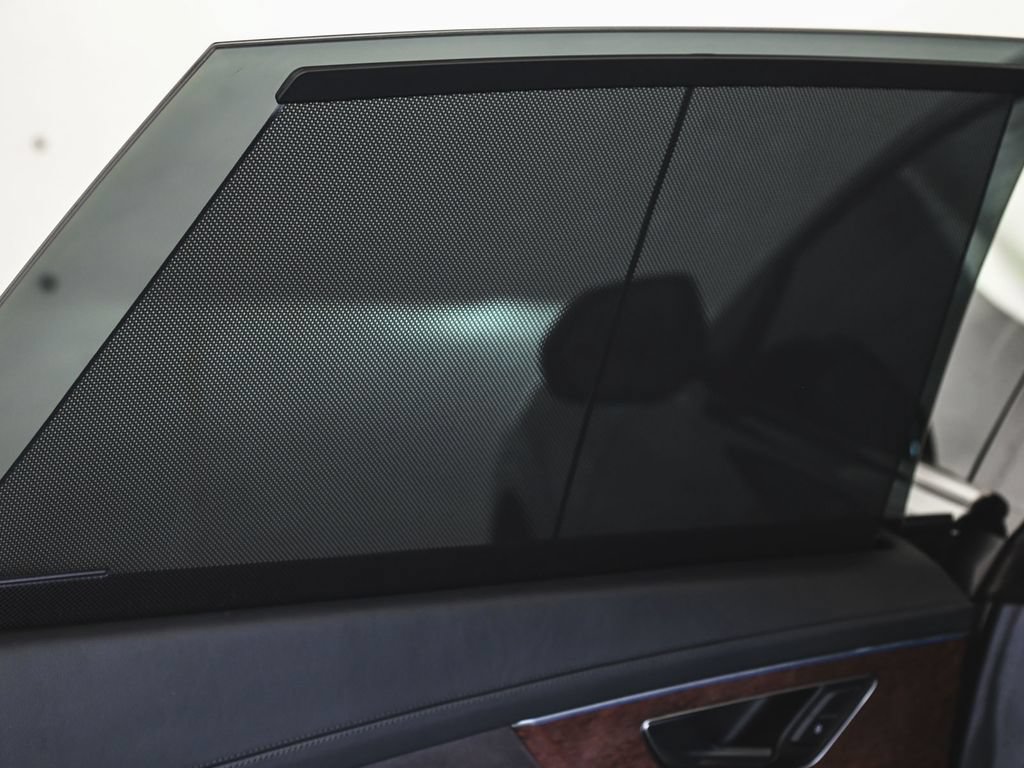 Used 2020 Audi Q8 Prestige AWD/4WD image 13