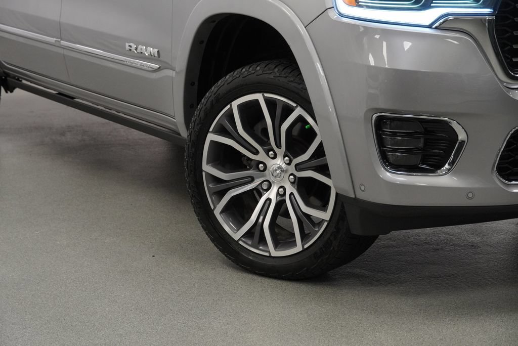 Used 2025 RAM 1500 Tungsten w/ Off Road Group AWD/4WD image 7
