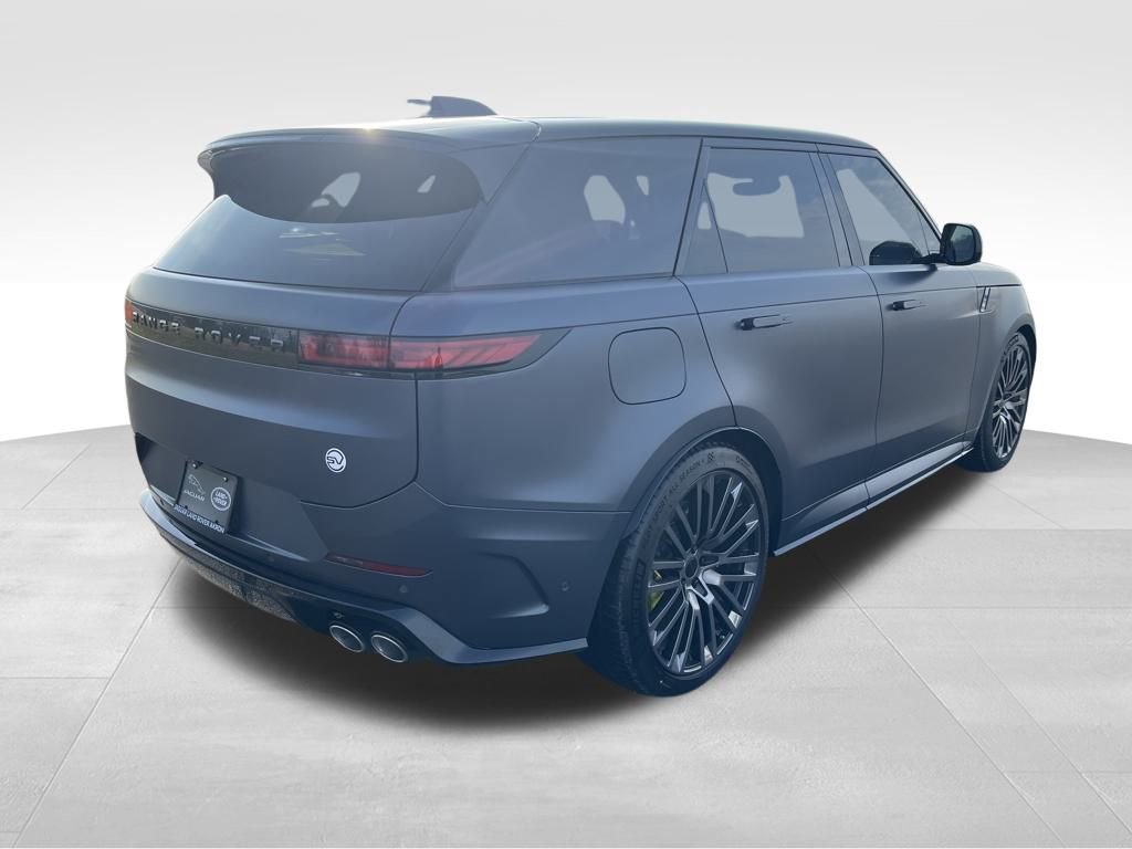 New 2026 Land Rover Range Rover Sport SV image 5