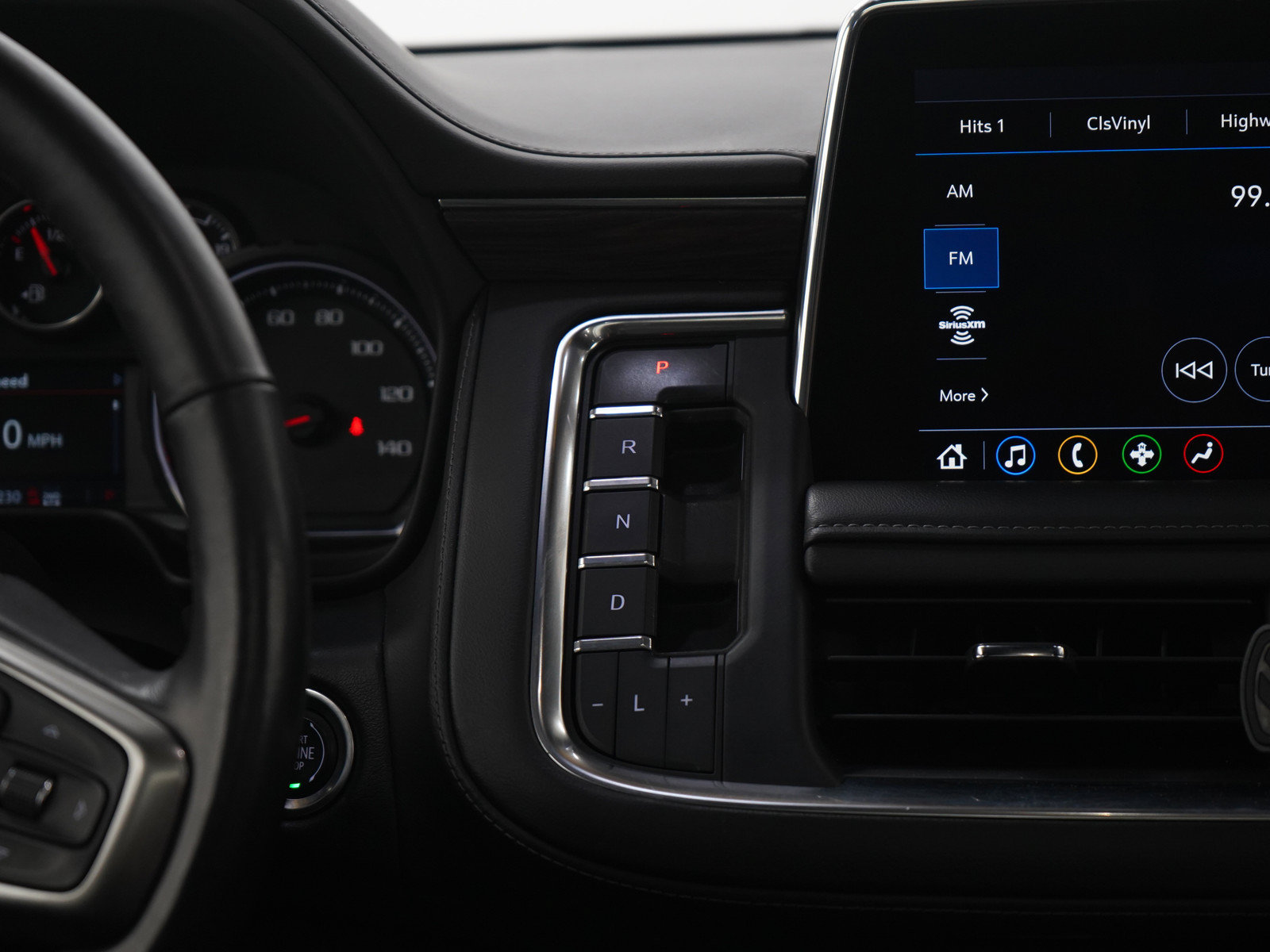 Used 2021 Chevrolet Tahoe LT w/ LT Signature Package AWD/4WD image 17