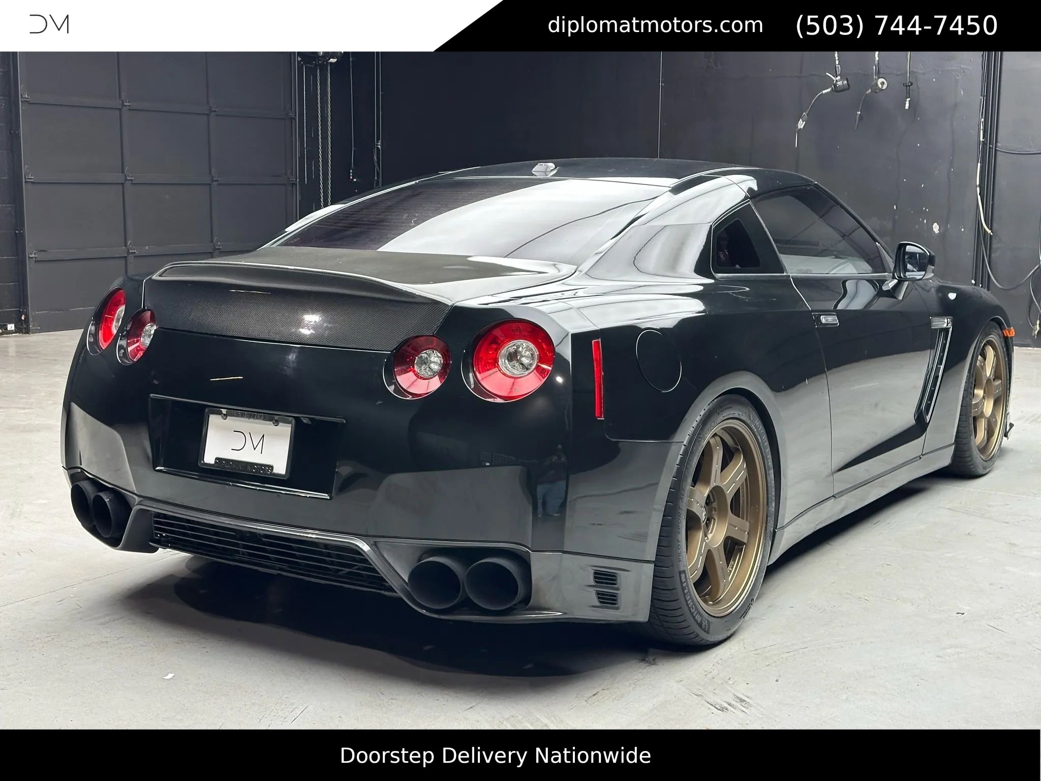 Used 2013 Nissan GT-R Black Edition AWD/4WD image 7