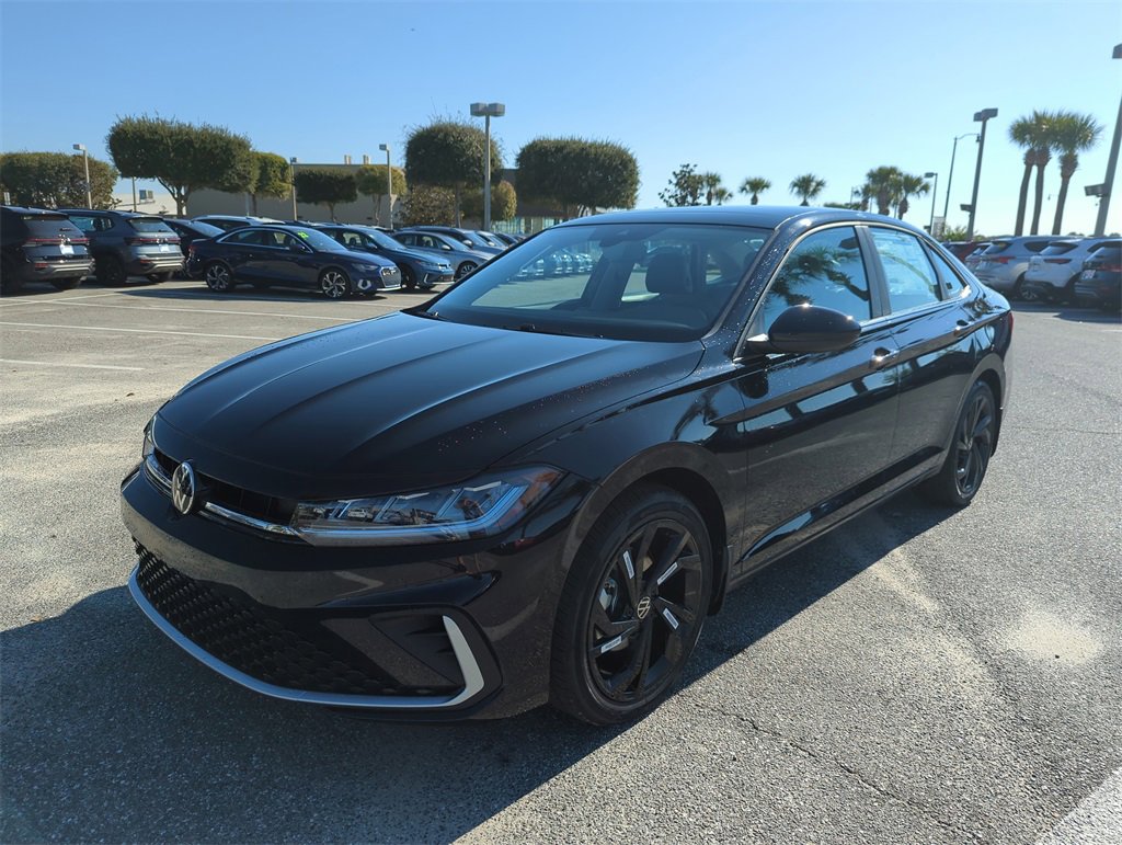 New 2026 Volkswagen Jetta SE image 10