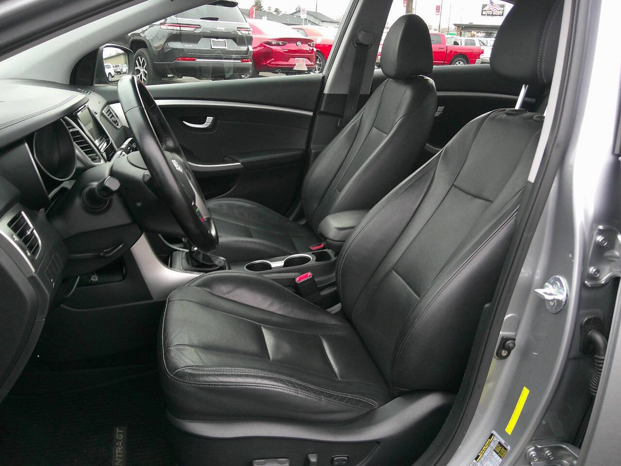 Used 2014 Hyundai Elantra GT w/ Option Group 02 image 11