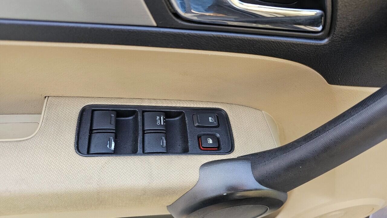 Used 2011 Honda CR-V SE image 16