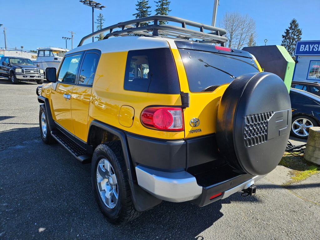 Used 2007 Toyota FJ Cruiser 4WD image 3