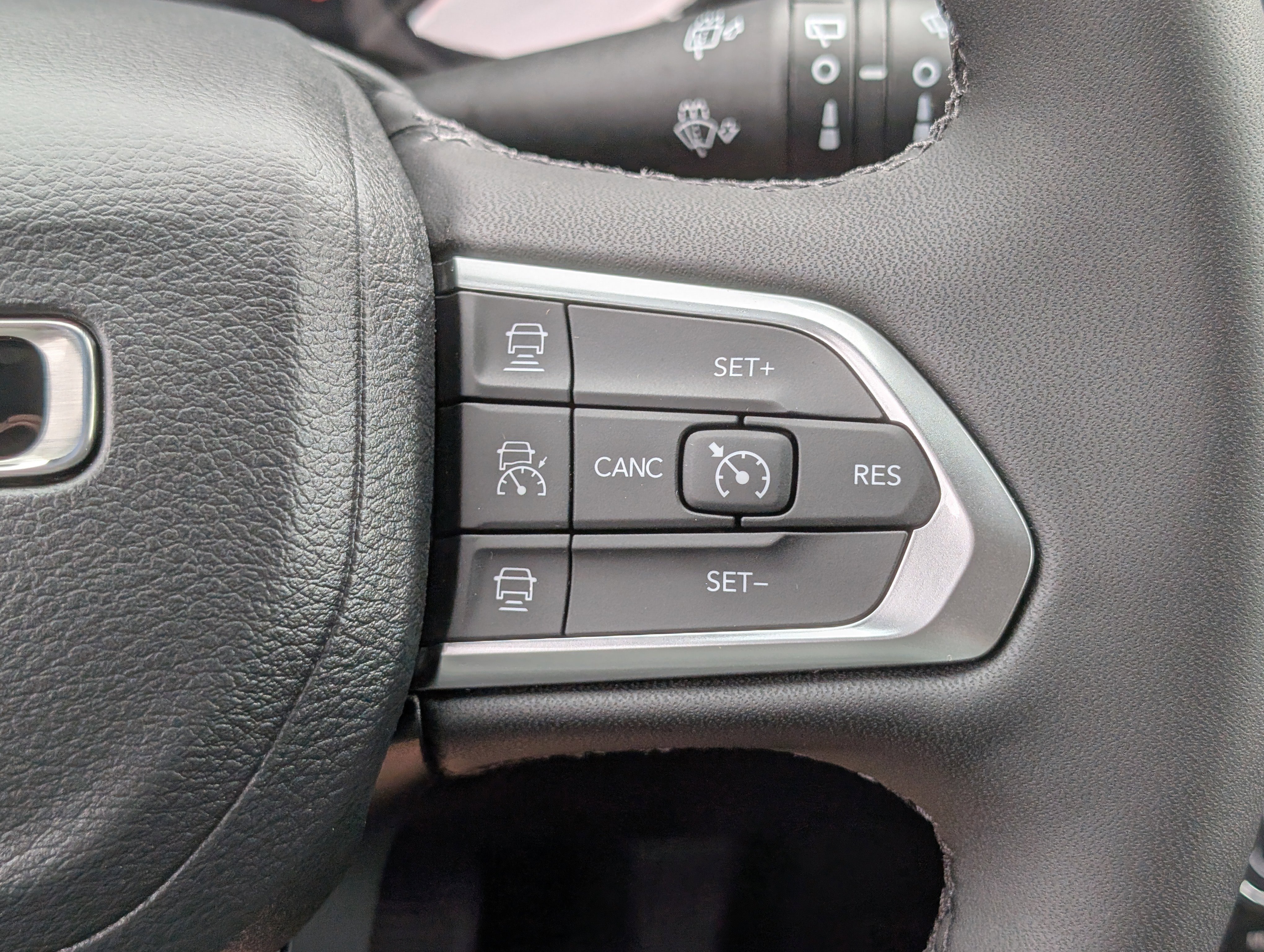 New 2026 Jeep Compass Limited image 16