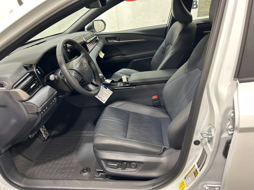 Used 2026 Toyota Camry XSE AWD/4WD image 21