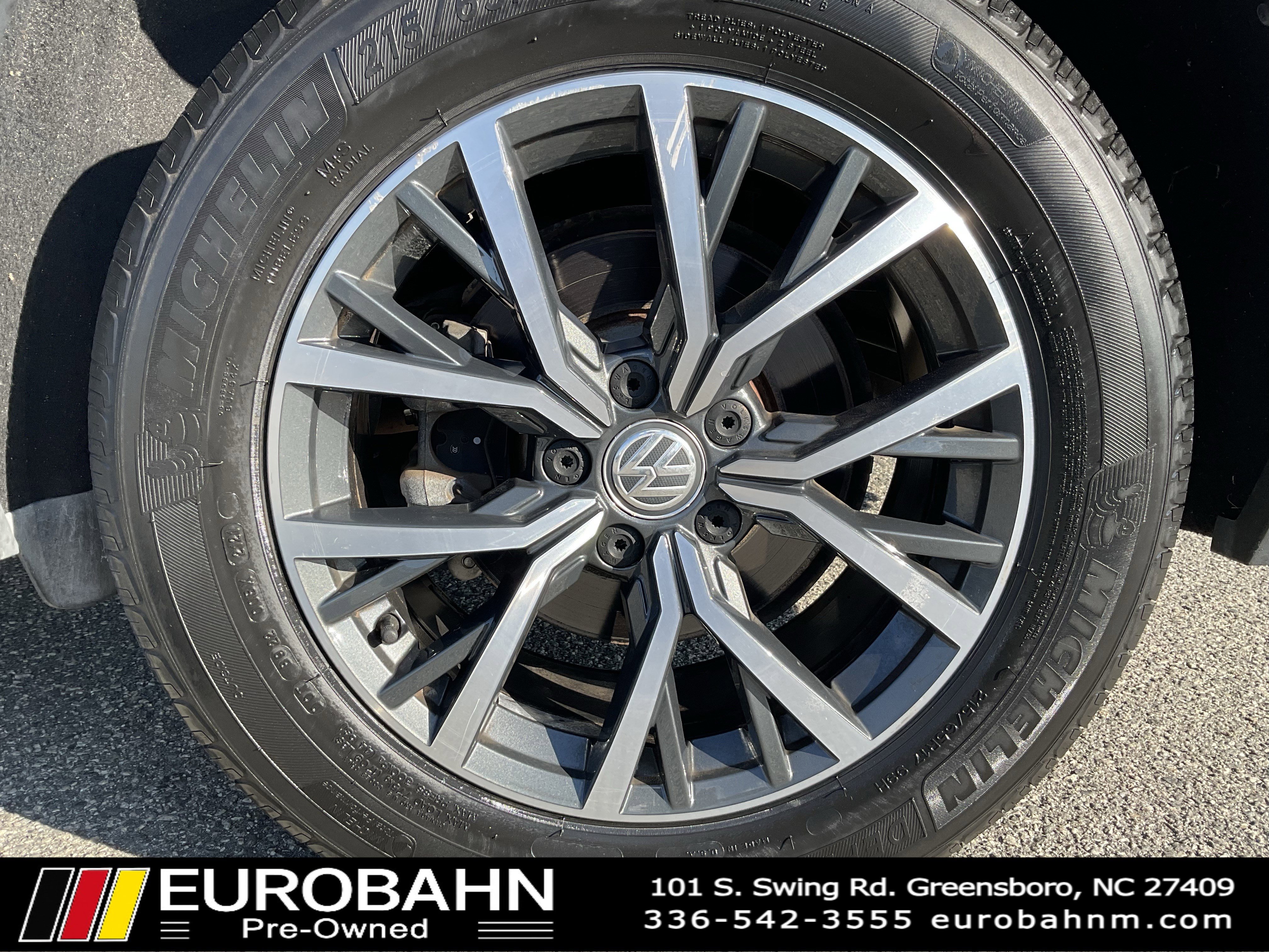 Used 2018 Volkswagen Tiguan SE image 34