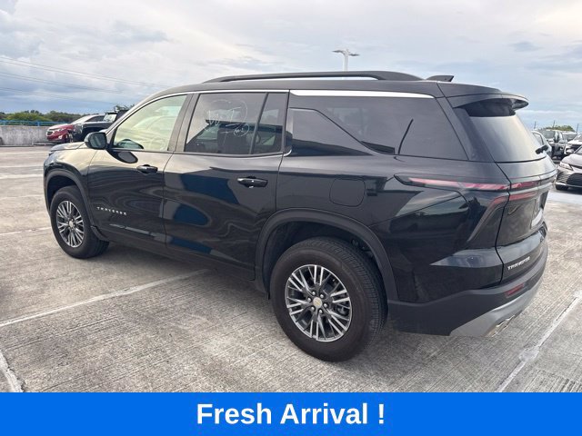 Used 2026 Chevrolet Traverse LT FWD image 18