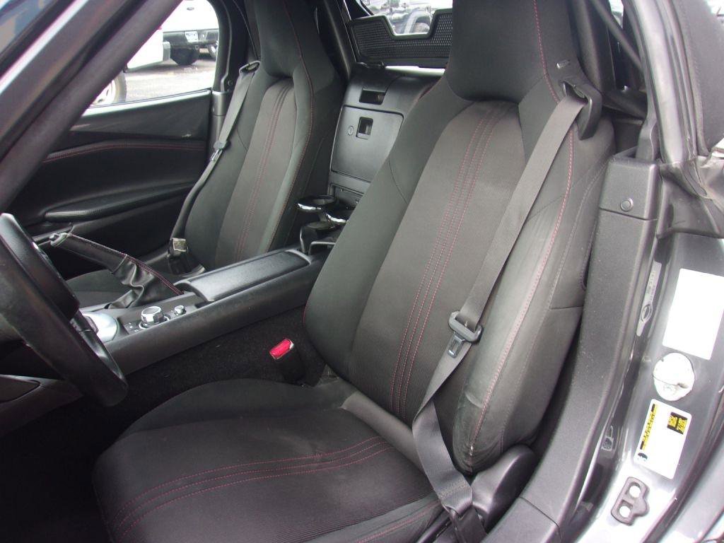 Used 2016 MAZDA MX-5 Miata Club RWD image 7