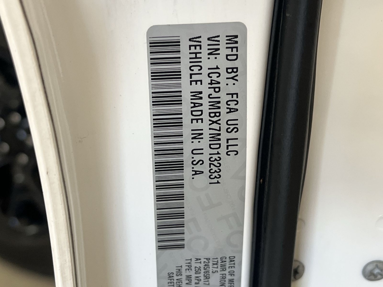 Used 2021 Jeep Cherokee Trailhawk w/ Trailer Tow Group AWD/4WD image 40