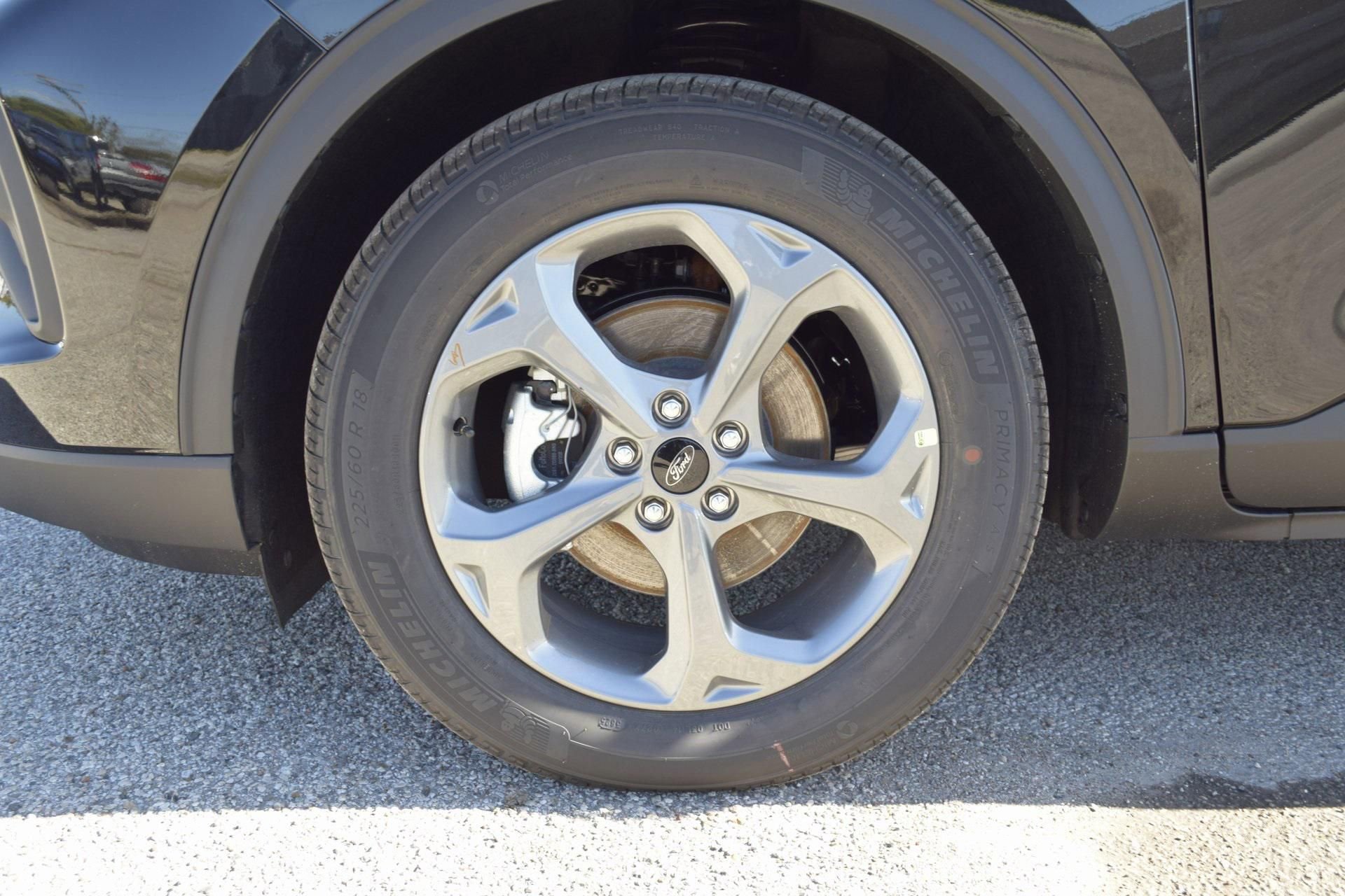 New 2026 Ford Escape ST-Line w/ Tech Pack #1 image 25