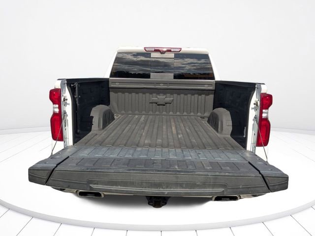 Used 2024 Chevrolet Silverado 1500 LTZ w/ Technology Package AWD/4WD image 12